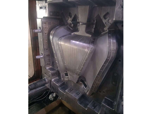 注塑模具加工B17-2